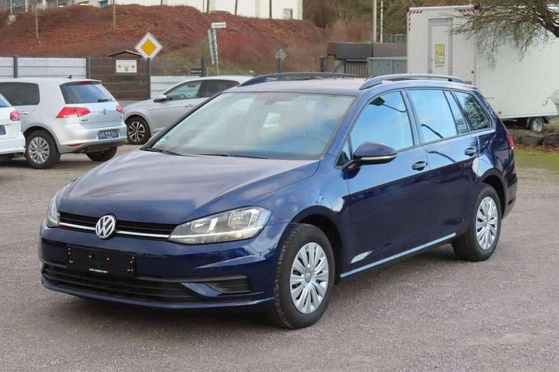 Gebraucht VW Golf VII 116 PS (85 kW) 2020 Blau Kombi