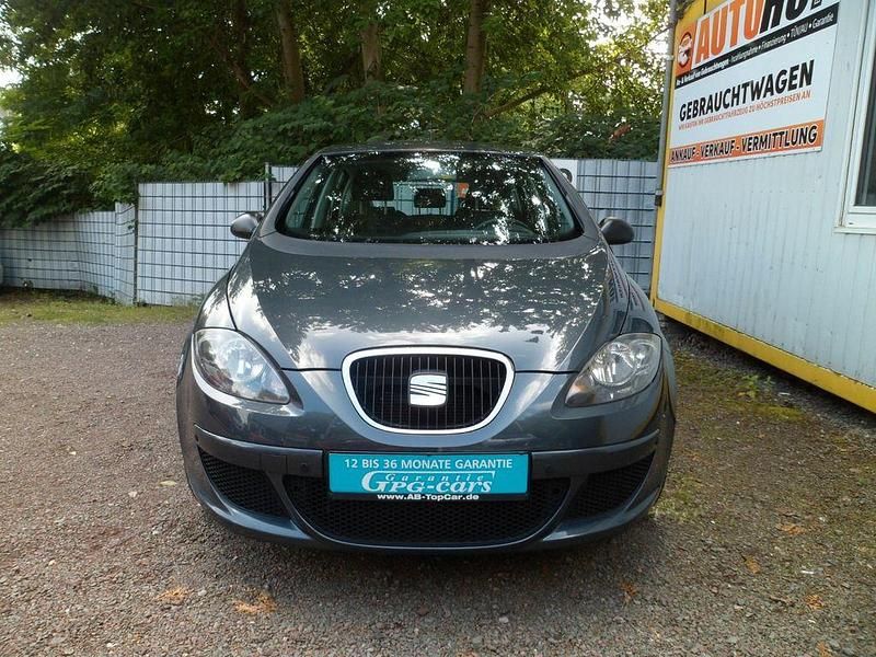 Gebraucht Seat Altea Reference 102 PS (75 kW) 2008 Grau Limousine