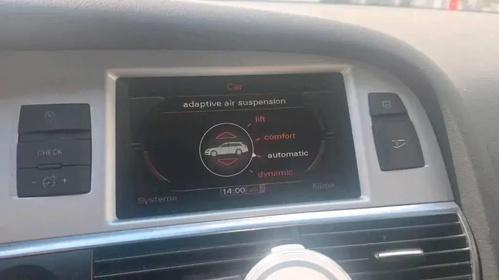 Gebraucht Audi A6 Comfort 310 PS (228 kW) 2010 Kombi