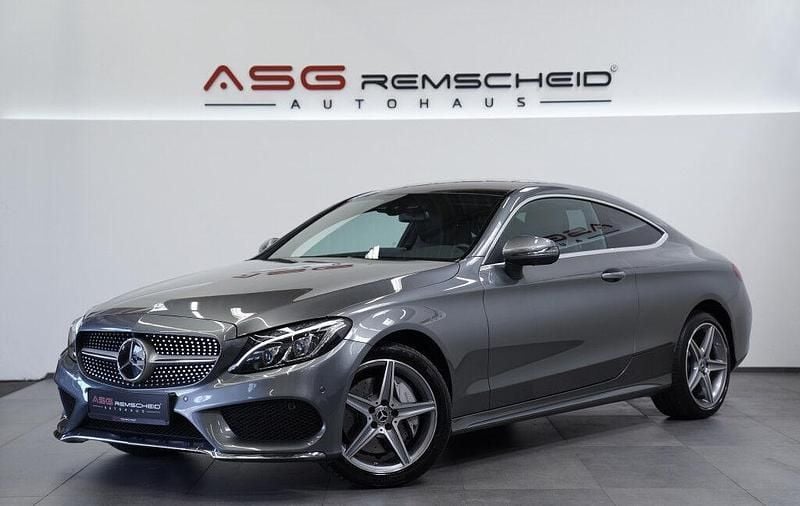 Grau Gebraucht 2017 Mercedes C250 AMG line Coupé | 28.800 € (Fairer Preis) - Bild 1/3