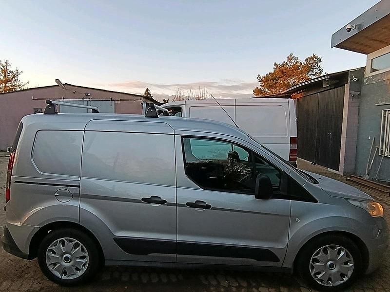Gebraucht Ford Aerostar 115 PS (84 kW) 2016 Van / Kleinbus