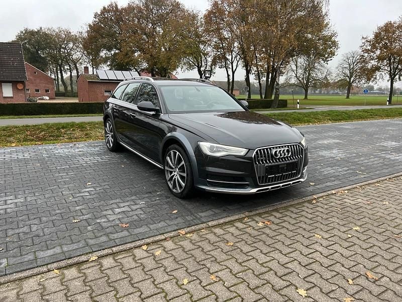 Grau Gebraucht 2015 Audi A6 Allroad Kombi | 15.490 € (Guter Preis) - Bild 1/4