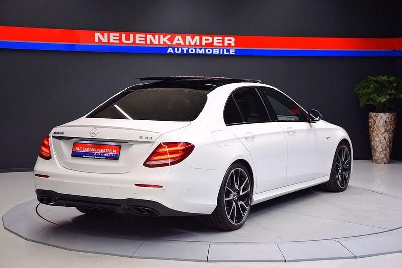 Gebraucht Mercedes E43 AMG AMG 401 PS (294 kW) 2017 Weiß Limousine