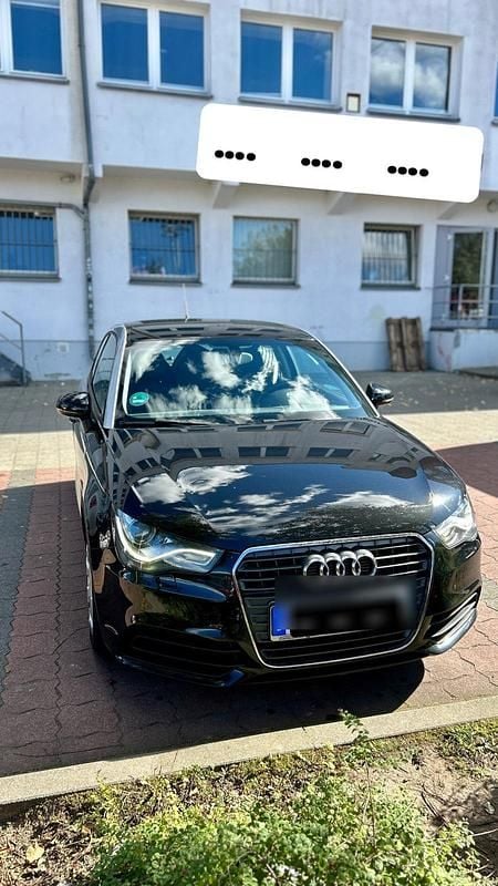 Schwarz Gebraucht 2011 Audi A1 Attraction Kleinwagen | 8.000 € (Etwas zu teuer) - Bild 1/4