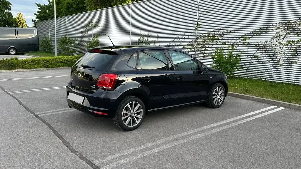 Gebraucht VW Polo Match 90 PS (66 kW) 2013 Schwarz Kleinwagen