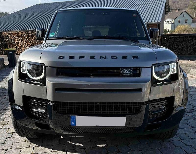 Gebraucht Land Rover Defender SE Dynamic 249 PS (183 kW) 2024 Silber SUV