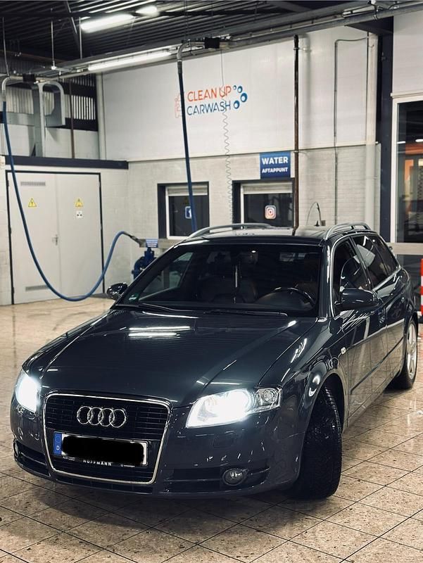 Gelb Gebraucht 2008 Audi A4 Premium Kombi | 3.800 € - Bild 1/4
