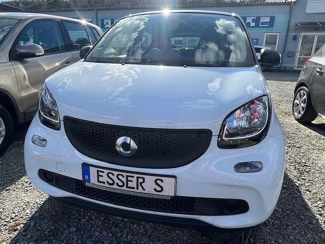 Gebraucht Smart ForFour Basis 71 PS (52 kW) 2018 Schwarz Kleinwagen