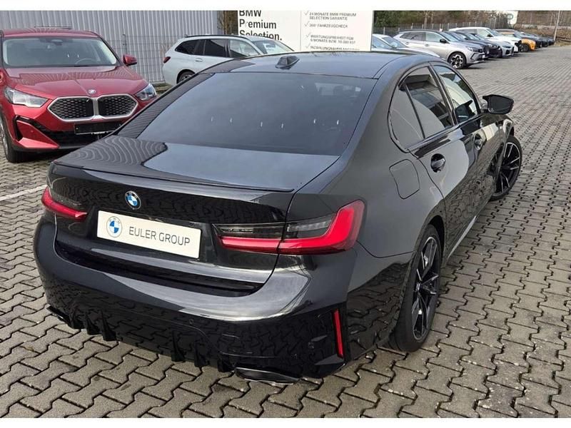 Gebraucht BMW 340 Sport Line 374 PS (275 kW) 2024 Black sapphire metallic Limousine