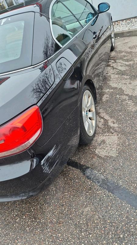 Gebraucht BMW 325 Cabriolet 197 PS (144 kW) 2008 Schwarz Cabrio