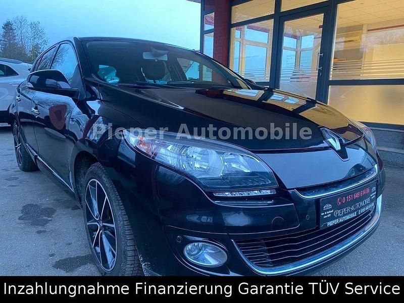 Gebraucht Renault Mégane Bose Edition 116 PS (85 kW) 2013 Schwarz Limousine