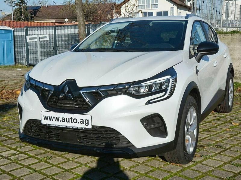 Gebraucht Mitsubishi ASX Plus 140 PS (102 kW) 2024 Himalayaweiß SUV