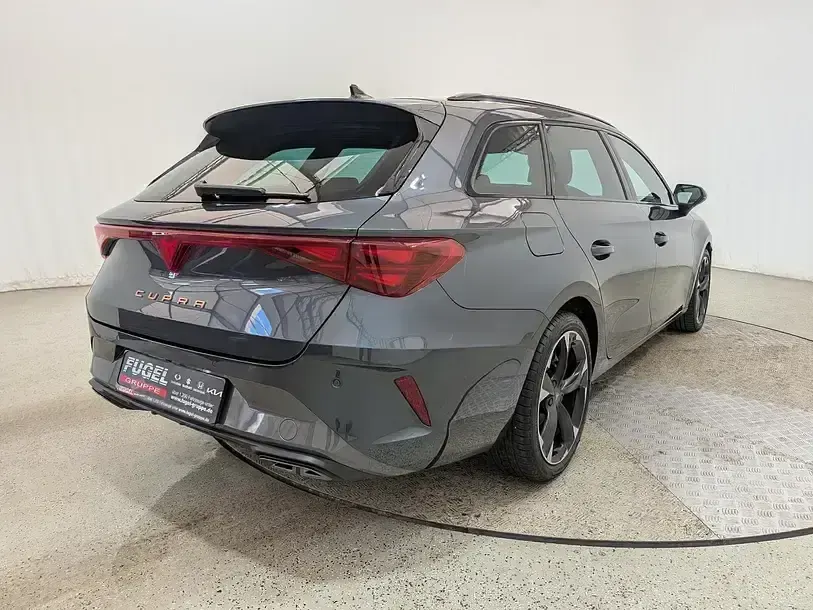 Gebraucht Cupra Leon 150 PS (110 kW) 2024 "magnetic tech" Limousine