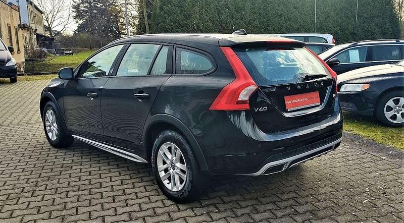 Gebraucht Volvo V60 CC 150 PS (110 kW) 2016 Schwarz Kombi