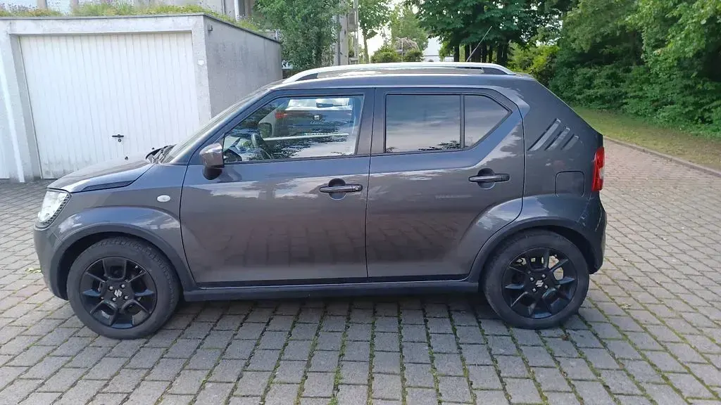 Gebraucht Suzuki Ignis Comfort 90 PS (66 kW) 2019 Grau SUV