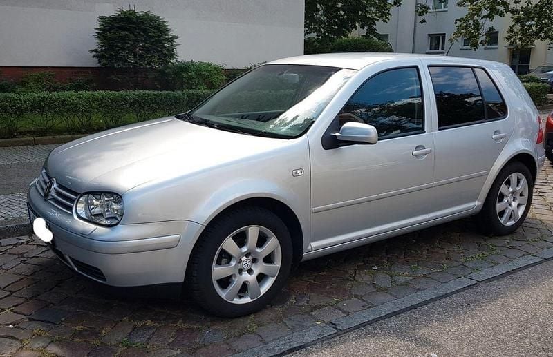 Gebraucht VW Golf IV Pacific 105 PS (77 kW) 2003 Silber Limousine