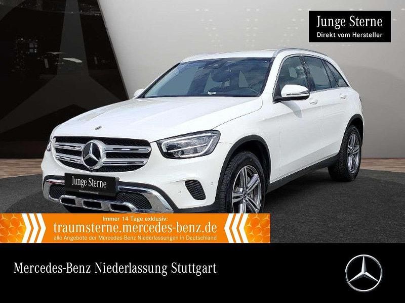 Weiß Gebraucht 2022 Mercedes GLC300e SUV | 34.390 € (Guter Preis) - Bild 1/3