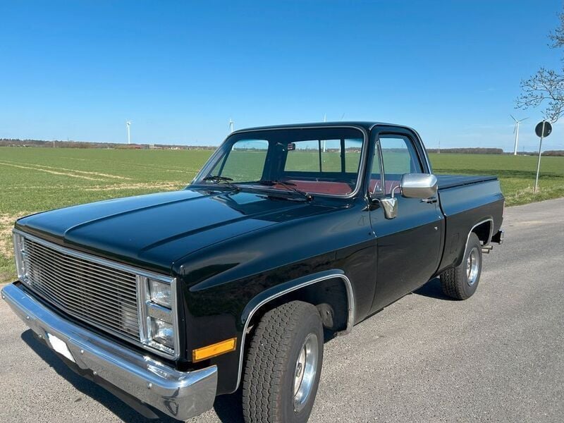 Schwarz Gebraucht 1985 Chevrolet C10 SUV | 19.900 € - Bild 1/4