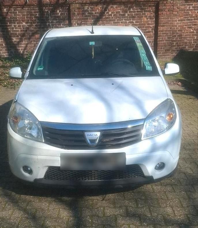 Gebraucht Dacia Sandero 87 PS (63 kW) 2008 Weiß Kleinwagen