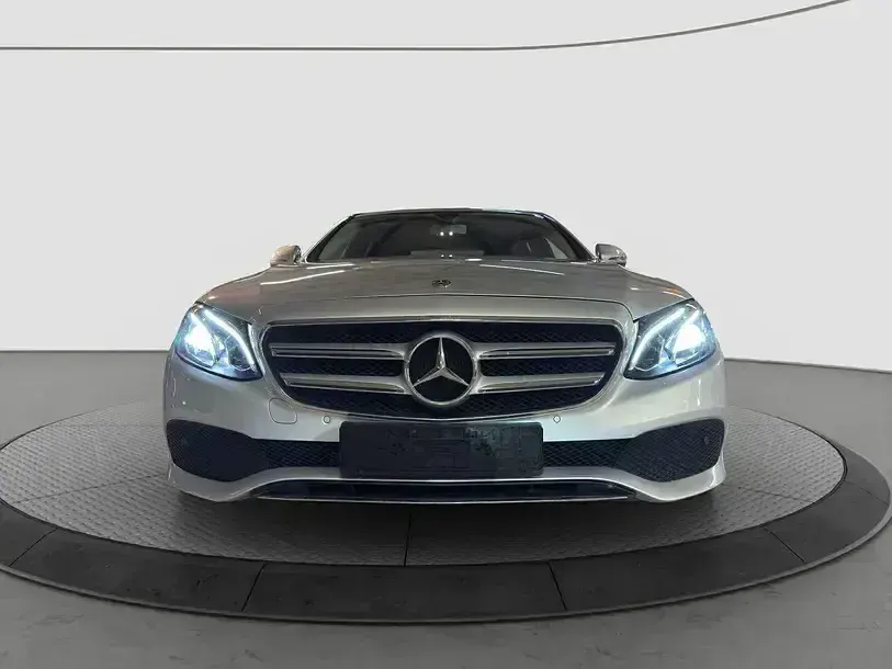 Occasion Mercedes E200 Avantgarde 184 ch (135 kW) 2018 Argent Berline