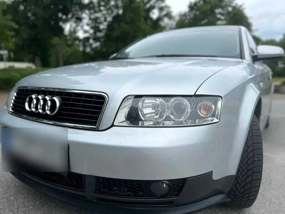 Gebraucht Audi A4 130 PS (95 kW) 2002 Grau Limousine
