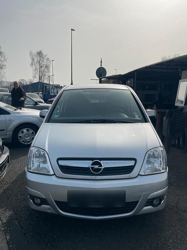 Gebraucht Opel Meriva 105 PS (77 kW) 2006 Silber Van / Kleinbus