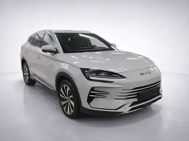 Usata BYD Seal U Design 324 CV (238 kW) 2025 Grigio SUV