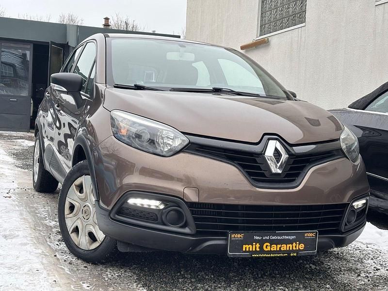 Gebraucht Renault Captur Expression 90 PS (66 kW) 2013 Braun SUV