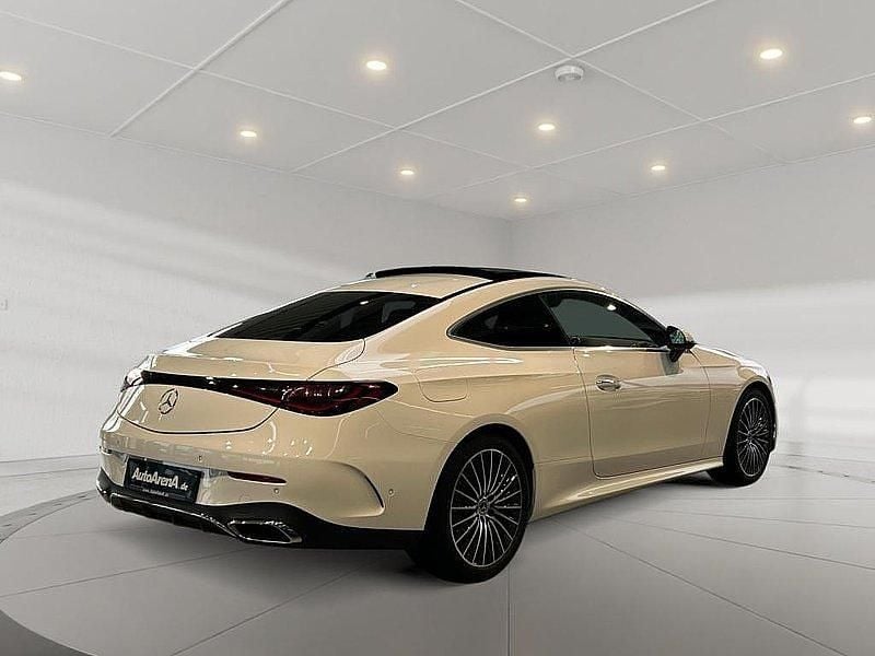 Gebraucht Mercedes 180 AMG 170 PS (125 kW) 2025 Unilack polarweiss Limousine