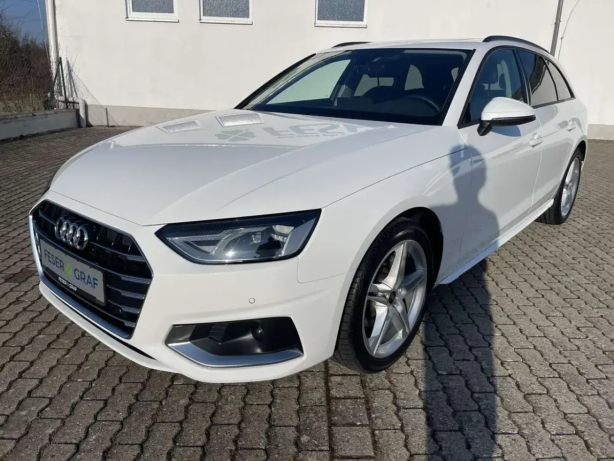 Gebraucht Audi A4 Advanced Plus 150 PS (110 kW) 2022 Weiß Kombi