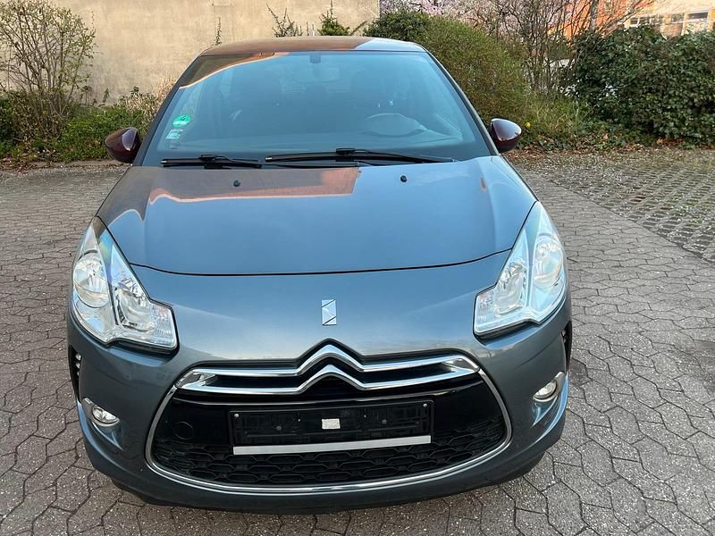 Gebraucht Citroën DS3 Sport Chic 120 PS (88 kW) 2011 Grau Kleinwagen