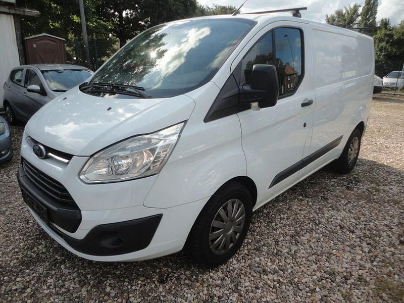 Weiß Gebraucht 2017 Ford Transit Custom Trend Van / Kleinbus | 9.950 € (Superpreis) - Bild 1/4