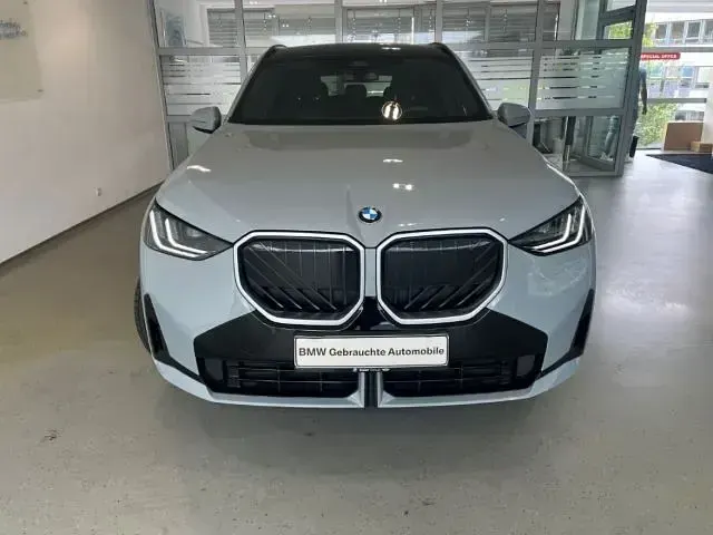 Gebraucht BMW X3 M Sport 208 PS (152 kW) 2025 Grau SUV