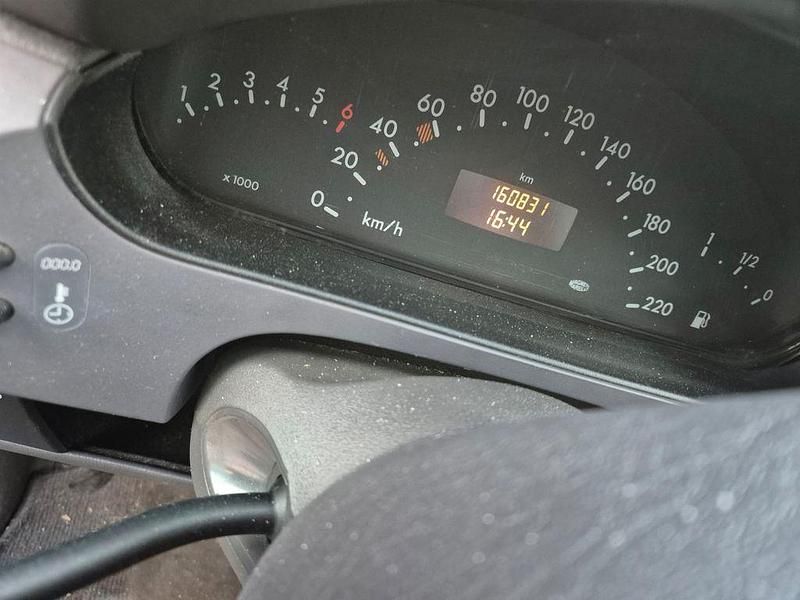 Gebraucht Mercedes A140 Classic 82 PS (60 kW) 2002 Schwarz Van / Kleinbus