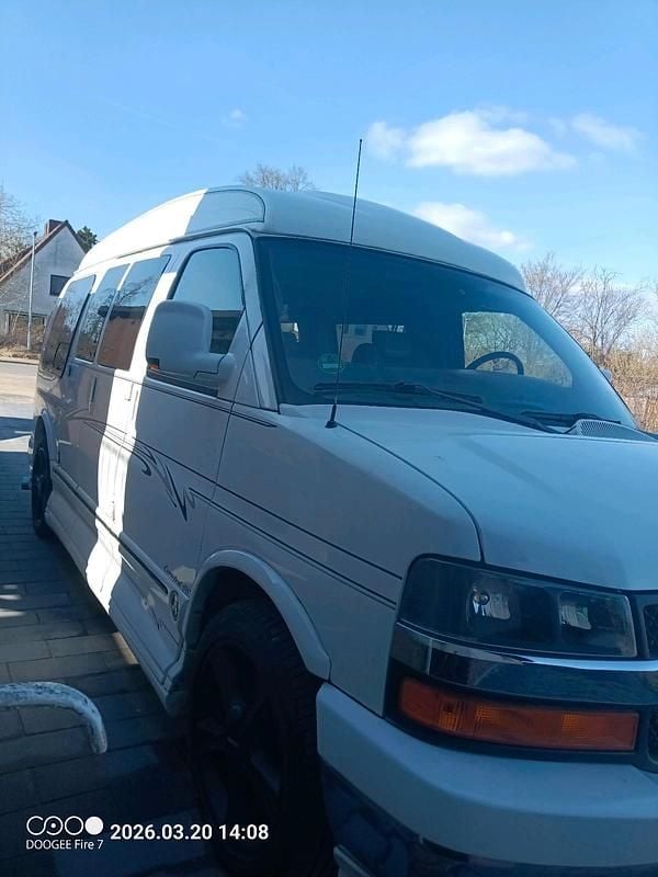 Gebraucht Chevrolet Express 273 PS (200 kW) 2010 Weiß Van