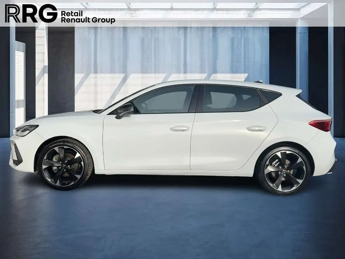 Usata Cupra Leon 150 CV (110 kW) 2025 Bianco Berlina
