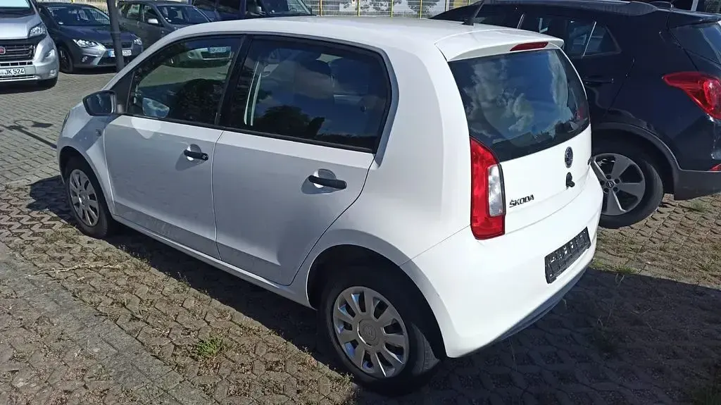 Gebraucht Skoda Citigo Cool Edition 60 PS (44 kW) 2017 Weiß Kleinwagen