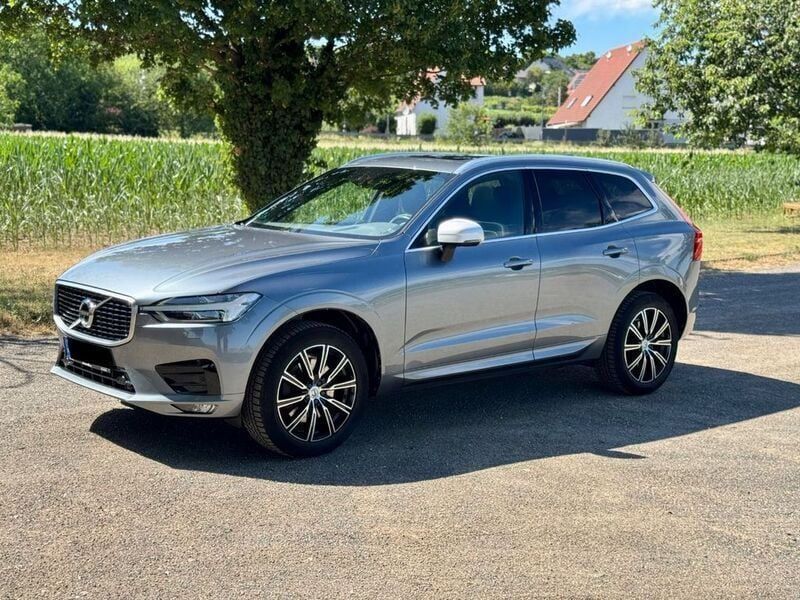 Grau Gebraucht 2018 Volvo XC60 R-Design SUV | 28.500 € (Superpreis) - Bild 1/4
