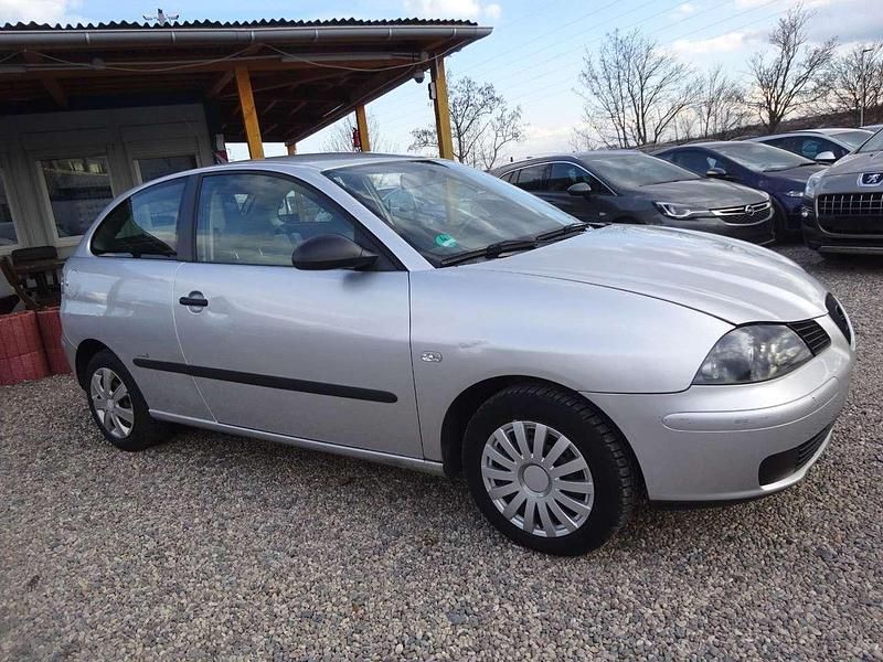 Gebraucht Seat Ibiza 75 PS (55 kW) 2004 Silber Kleinwagen