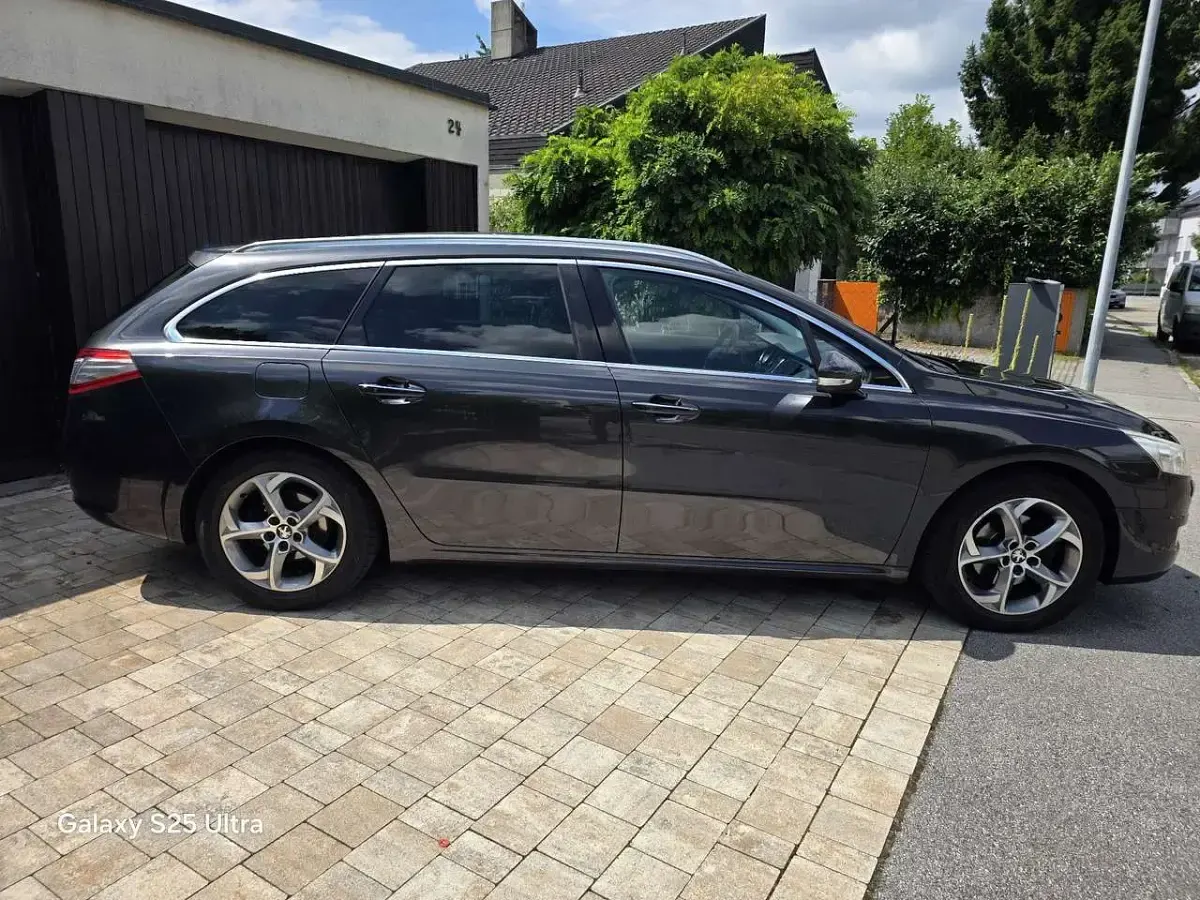 Gebraucht Peugeot 508 Allure 163 PS (119 kW) 2013 Lackierung grau haria2/metal Kombi