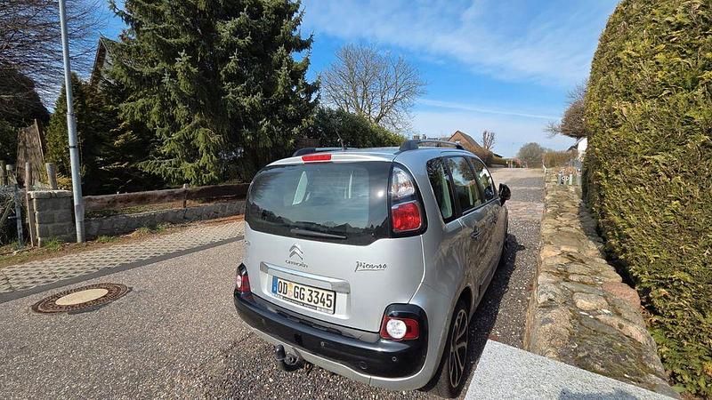 Gebraucht Citroën C3 Picasso Attraction 95 PS (69 kW) 2014 Grau Van / Kleinbus