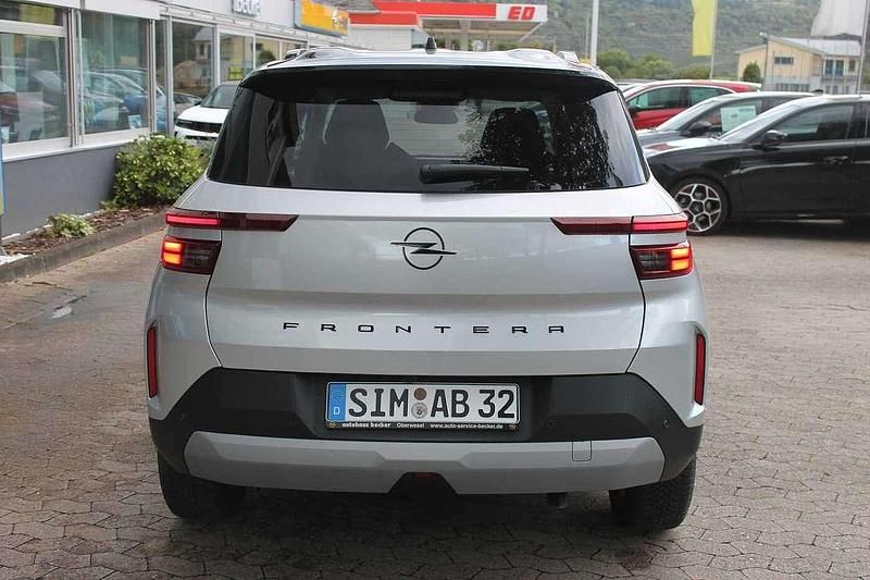 Neu Opel Frontera 145 PS (106 kW) 2025 Kristallsilber SUV
