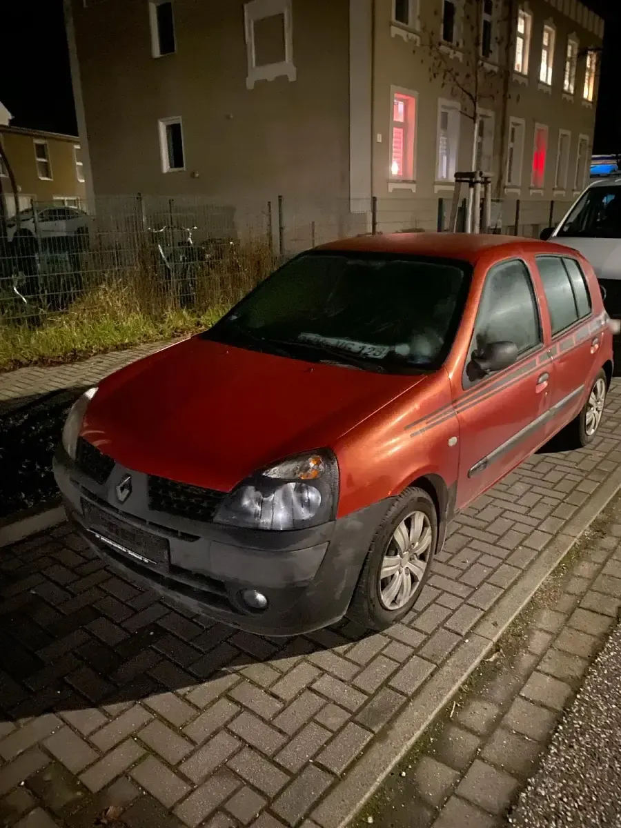 Usata Renault Clio II 2005 Rosso Utilitaria