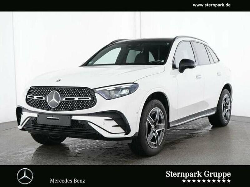 Gebraucht Mercedes GLC400d AMG 381 PS (280 kW) 2024 Unilack polarweiß SUV