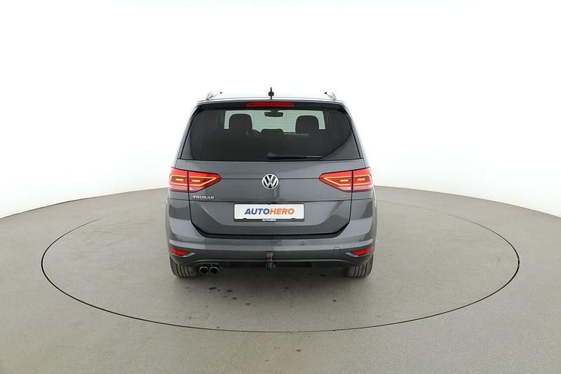 Gebraucht VW Touran Highline 180 PS (132 kW) 2016 Grau Van / Kleinbus