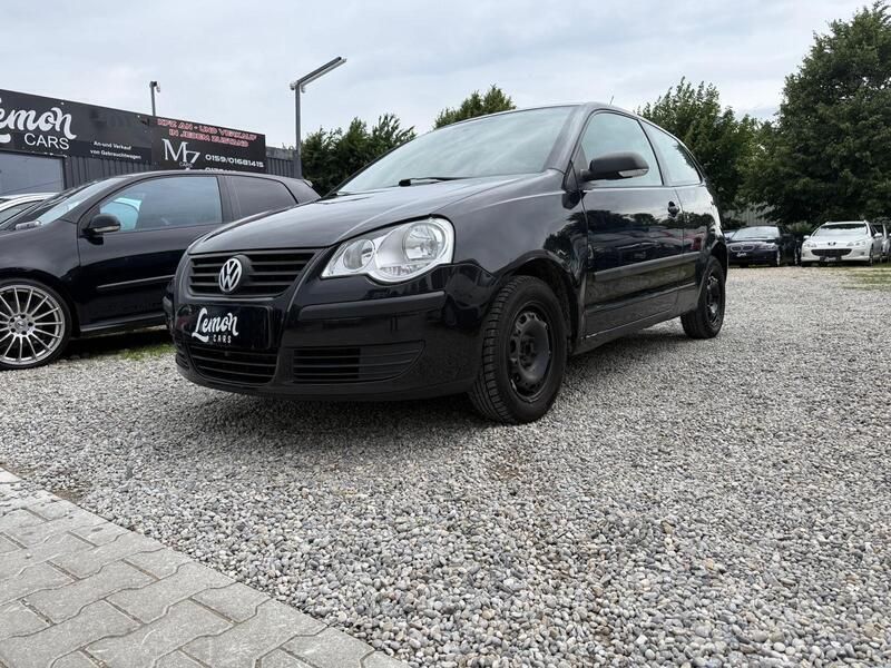 Schwarz Gebraucht 2004 VW Polo Limousine | 790 € (Superpreis) - Bild 1/4