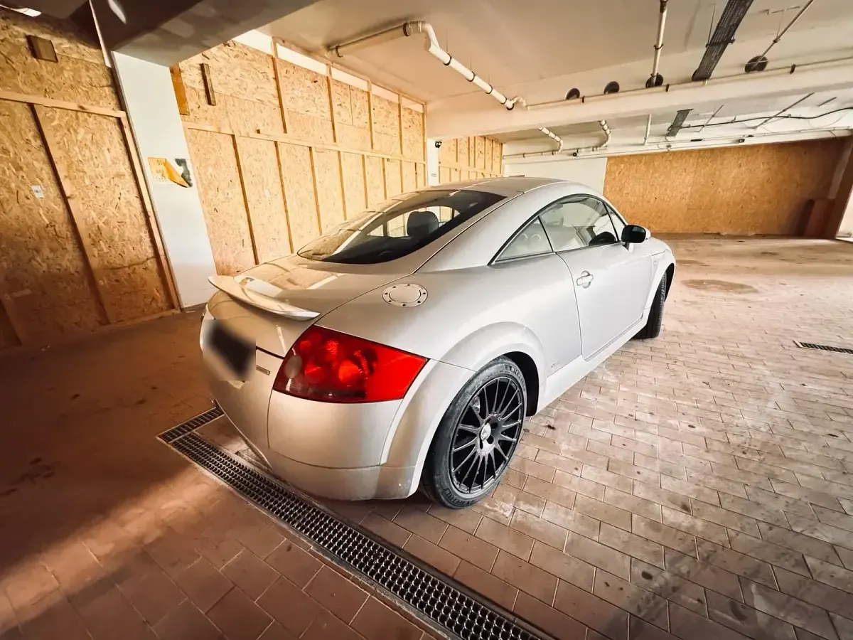Gebraucht Audi TT S-Line 180 PS (132 kW) 2000 Silber Coupé