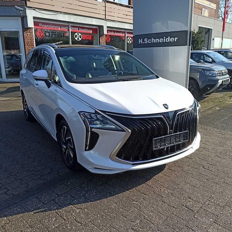 Weiß Gebraucht 2024 DFSK Forthing 4 Limousine | 24.990 € (Guter Preis) - Bild 1/4