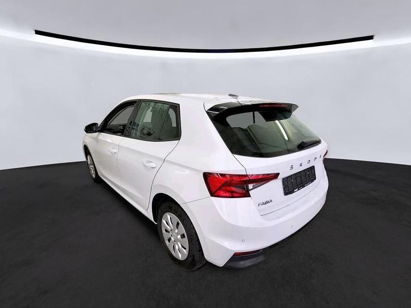 Gebraucht Skoda Fabia Ambition 95 PS (69 kW) 2022 Weiß Kleinwagen