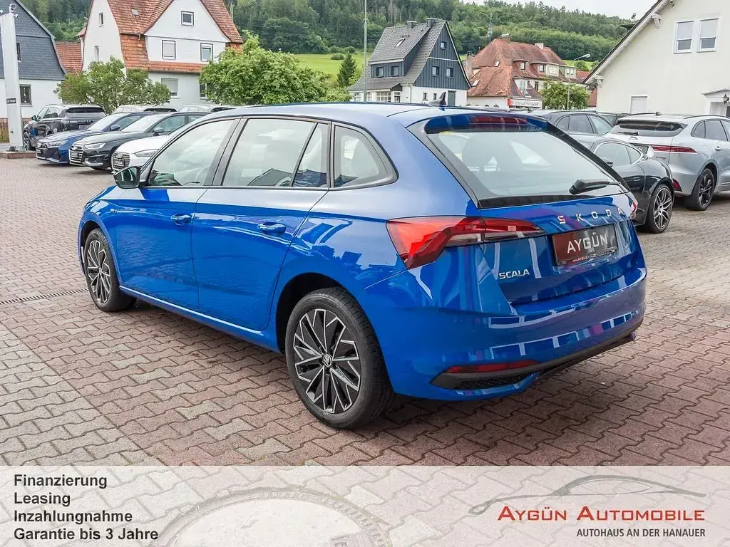 Gebraucht Skoda Scala Drive 150 PS (110 kW) 2024 Blau Kleinwagen